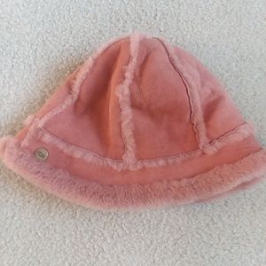 UGG Bucket Hat